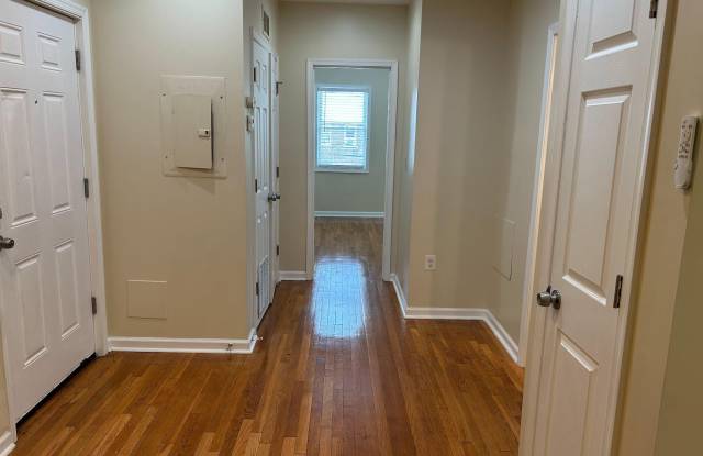 177 36TH Street NE Gallery 3