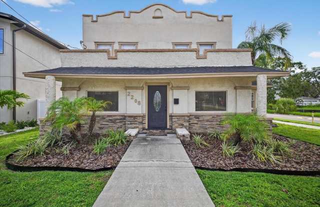 2208 N BOULEVARD photos photos