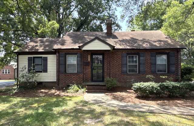 Cozy Home in the Oakhurst community Gallery 1