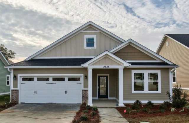 2525 Lantana Lane photos photos