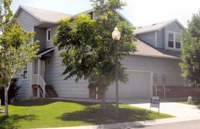 1004 Winona Circle photos photos