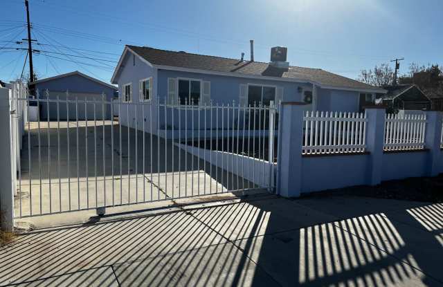 38508 Frontier Ave - 38508 Frontier Avenue, Palmdale, CA 93550