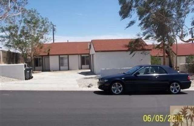 68195 Calle Azteca - 68195 Calle Azteca, Desert Hot Springs, CA 92240