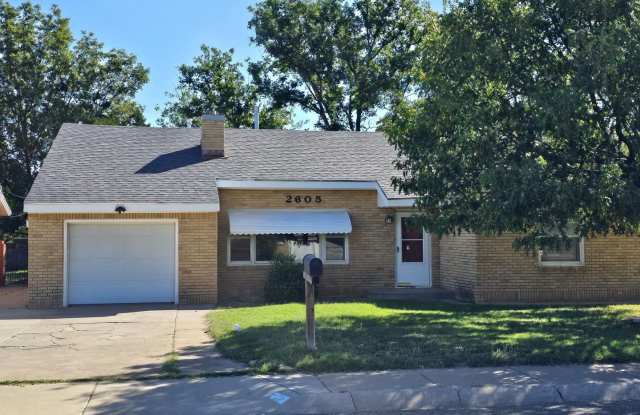 Spacious cozy 3 Bed Home! New Carpets!! photos photos