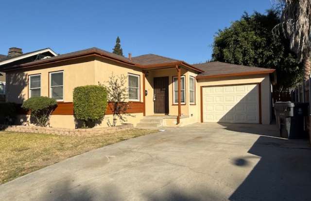 **COMING UP IN FEBRUARY** 3BR/1BA LAKEWOOD HOME NEAR MALL $3600.00 photos photos