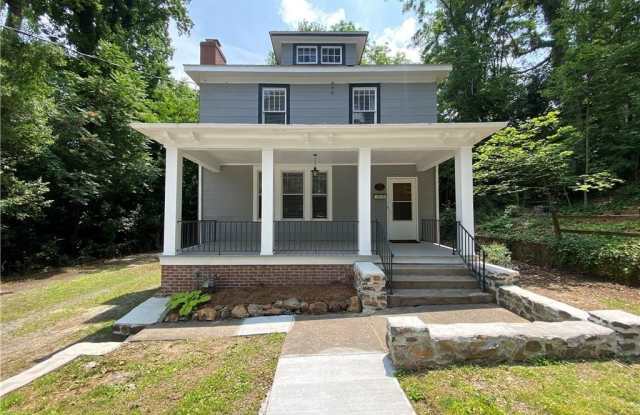 1912 Elizabeth Avenue Gallery 1