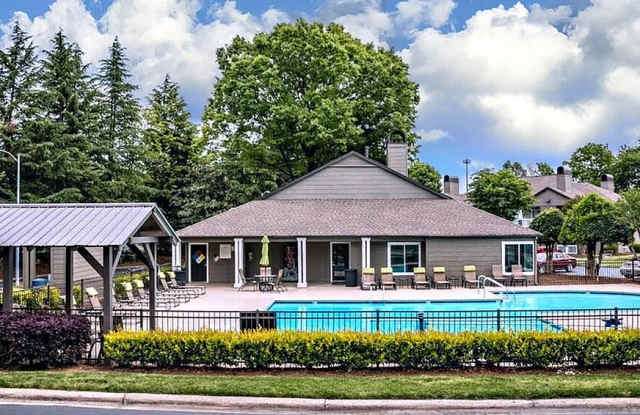 The Crossing at Quail Hollow photos photos