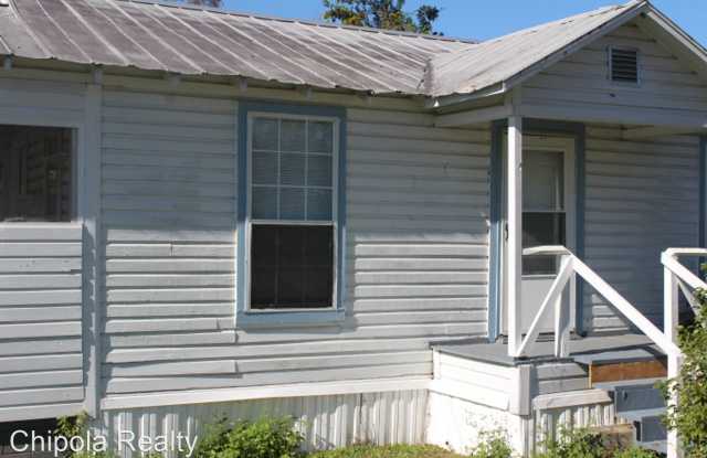 2003 Porter Avenue - 2003 Porter Avenue, Grand Ridge, FL 32442
