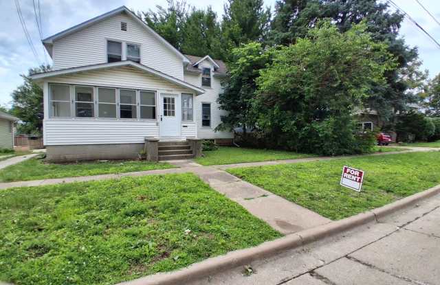 205 East Phoenix Avenue - 1 photos photos