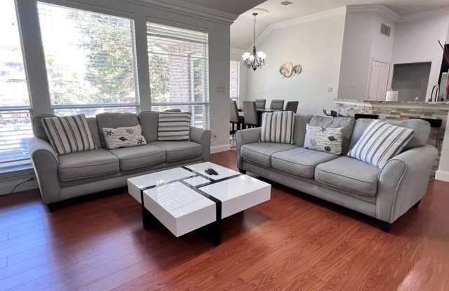 3332 Heather Glen Drive Gallery 3