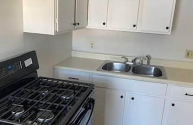 52 Forest St photos photos