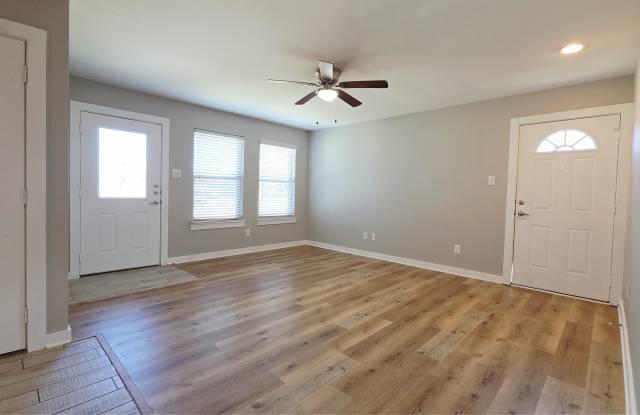 523 Wood Drive Gallery 4