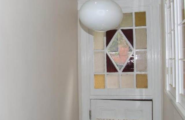 6 Revere St. Gallery 4