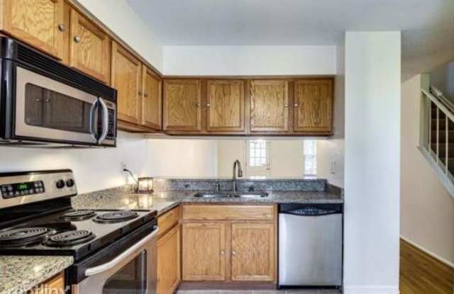 6708 Ducketts Ln Gallery 4