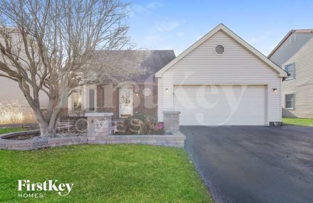 423 Beechwood Drive - 423 Beechwood Drive, Westmont, IL 60559