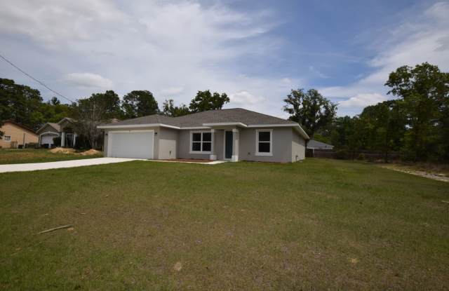 3 Bedroom, 2 Baths Home For Rent at 21 Olive Circle, Ocala, FL 34472 photos photos