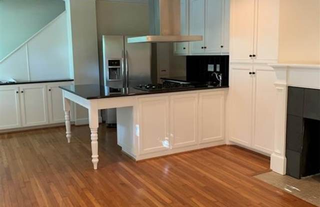 6803 San Mateo Boulevard Gallery 2