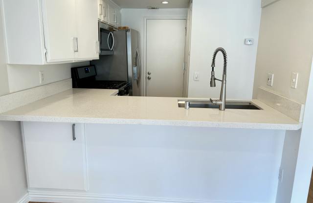 5263 Colodny Dr Gallery 4