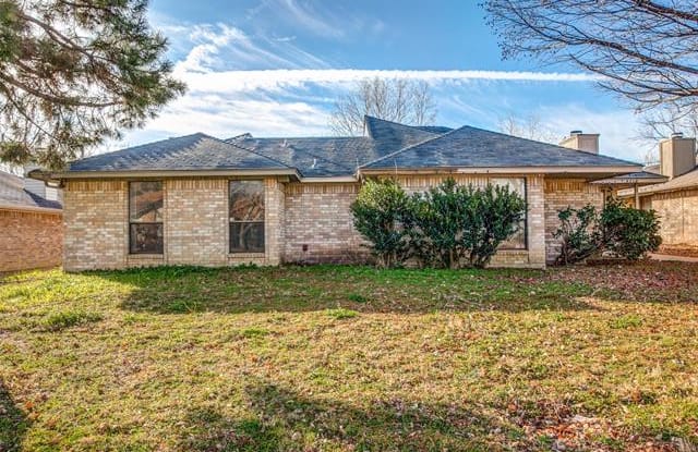 5710 Bramblewood Court - 5710 Bramblewood Court, Arlington, TX 76017