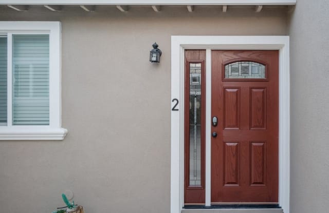 879 Linda Vista AVE A - 879 Linda Vista Avenue, Mountain View, CA 94043