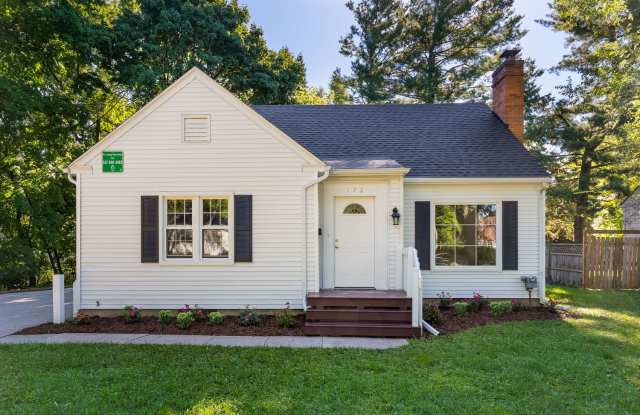 172 Spartan Avenue photos photos