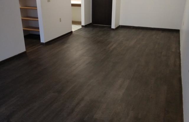801 Hills Avenue - 2 Gallery 3