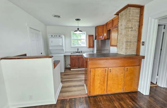 2 Bedroom 1 Bath Home in Radford Available Nov. 2026 Gallery 3