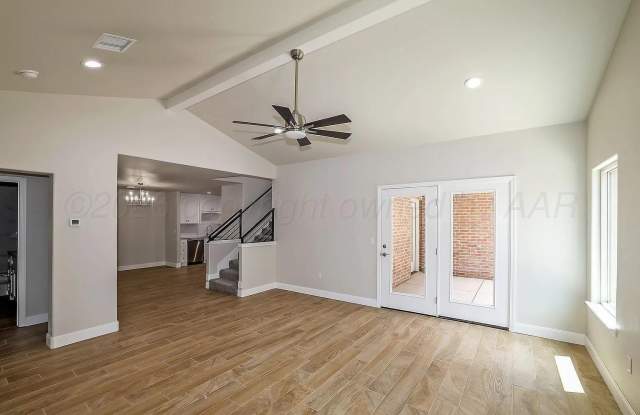 7605 WOODFORD Avenue Gallery 4
