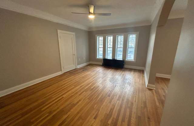 Spacious Apartment for Rent in Edgewater! Gallery 3