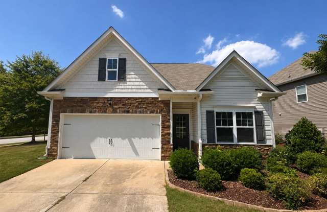 Modern 3B home with screened porch & private fence backyard. photos photos Modern 3B home with screened porch & private fence backyard. photos photos