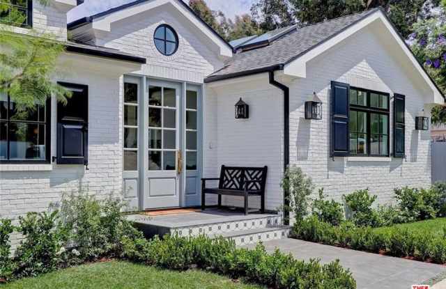 1016 JOHN Street - 1016 John Street, Manhattan Beach, CA 90266