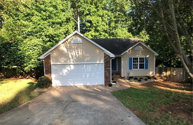 7933 Rolling Stone Avenue - 7933 Rolling Stone Avenue, Charlotte, NC 28216