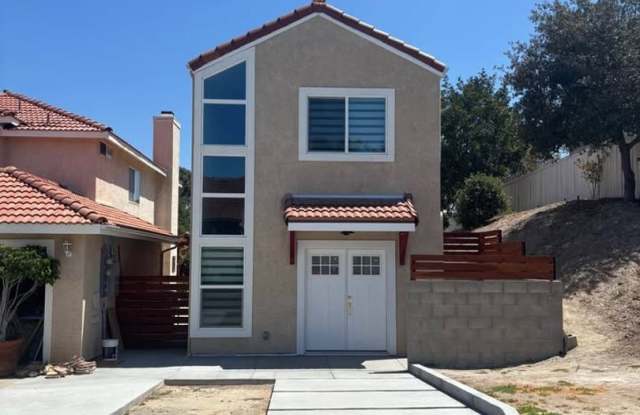 1 bedroom 1.5 baths Home For Rent in Chula Vista area by Southwestern College. photos photos
