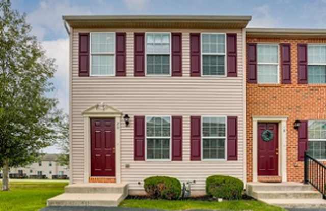 Greenbriar Estates Townhomes photos photos