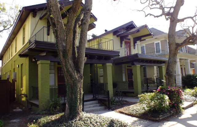2120 HERSCHEL Street Gallery 1