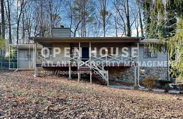 220 Sabrina Court - 220 Sabrina Court, Woodstock, GA 30188