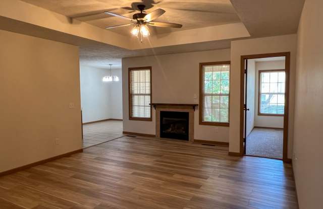 3 Bedroom 2 Bathroom 2 CAR GARAGE Gallery 2