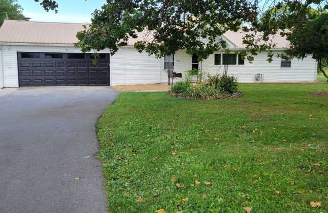 566 Turkey Oak Road - 566 Turkey Oak Road, Cumberland County, TN 38555