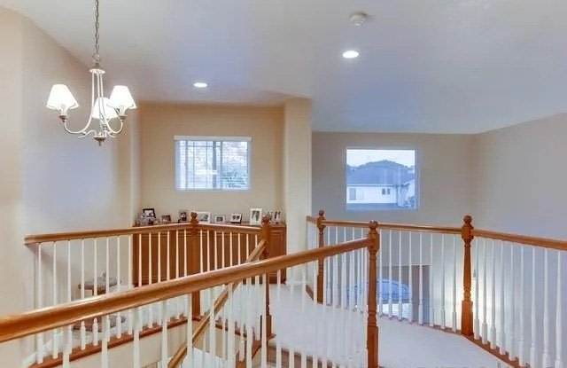 657 Oakwood Creek Place Gallery 4