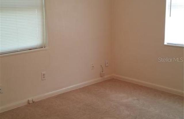 1447 CORINTHIAN AVENUE Gallery 3