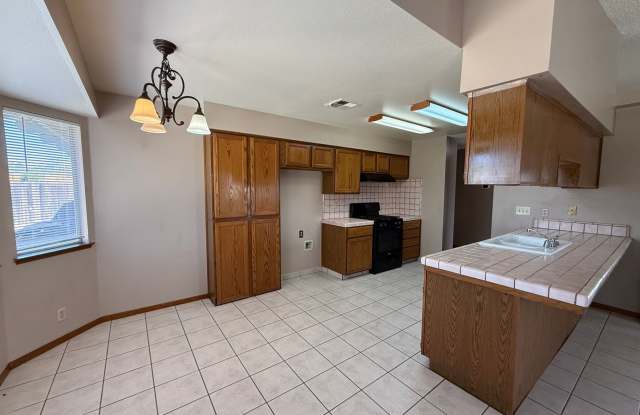 North Hanford Home Gallery 4