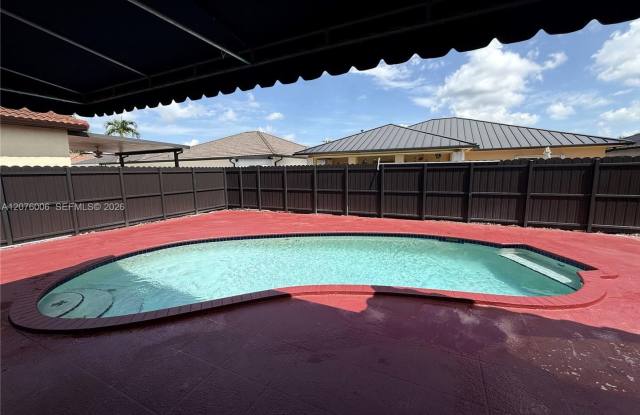 15957 SW 54th Terrace, Miami, FL 33185 - 5027 photos photos
