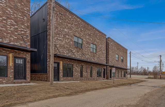 321 Houghton Gallery 1