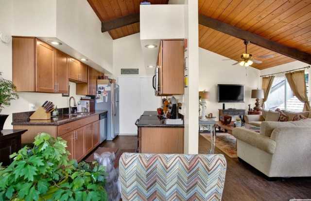 312 La Amatista Rd - 312 La Amatista Road, Del Mar, CA 92014