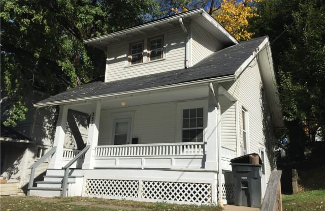 321 Lease St - 321 Lease Street, Akron, OH 44306