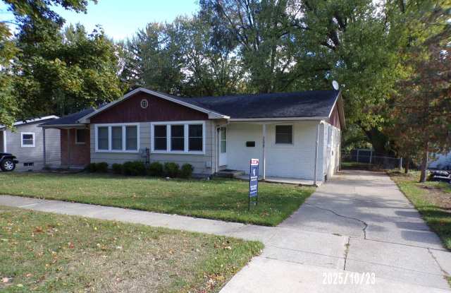 208 N DIVISION STREET photos photos