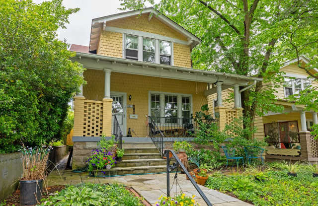 Beautiful Vintage Home! Walking Distance to Cleveland Park & Metro! photos photos