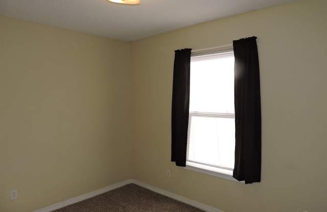 1005 Antigua Cir Gallery 2