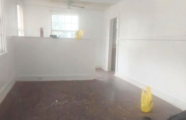 837 Newberg Avenue Gallery 4