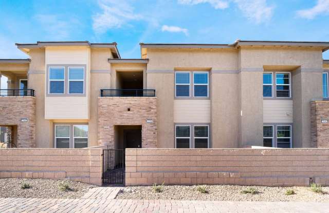 Modern Inspirada Townhome with Stylish Finishes & Exceptional Community Amenities! Gallery 1